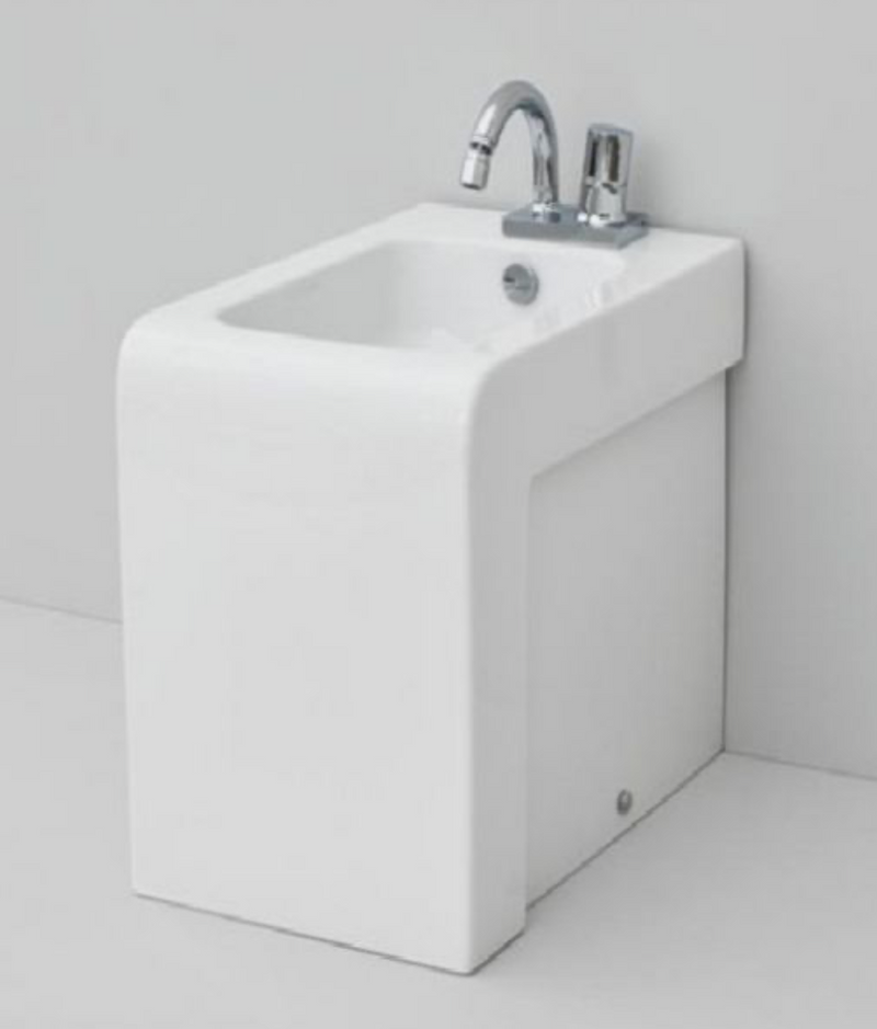 Piave 360 Back to Wall Bidet